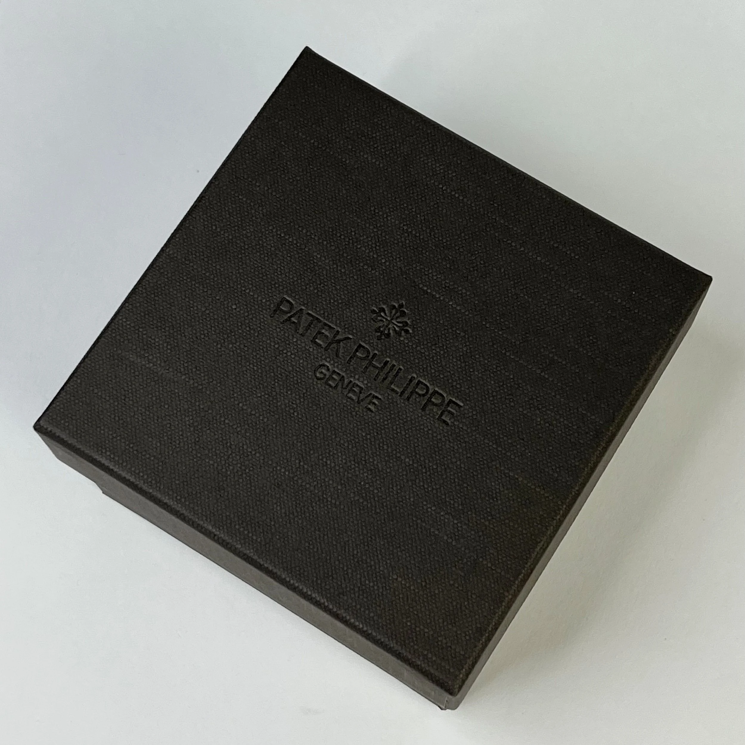 PATEK PHILIPPE 箱クロス　付属品セット Patek Philippe Zebra Porcelain Decorative Keepsake Box with